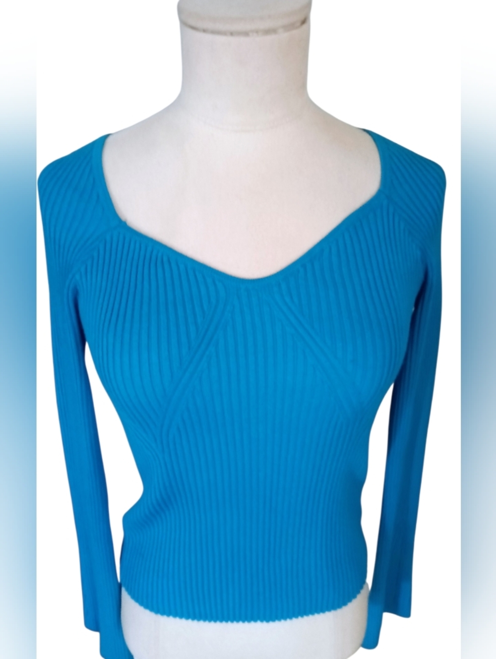 Pink Rose Vibrant Blue Long-Sleeve Ribbed Texture Top Sweetheart Neckline Size S